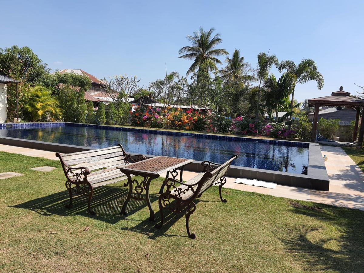 Nadee Resort Udon Thani Zewnętrze zdjęcie