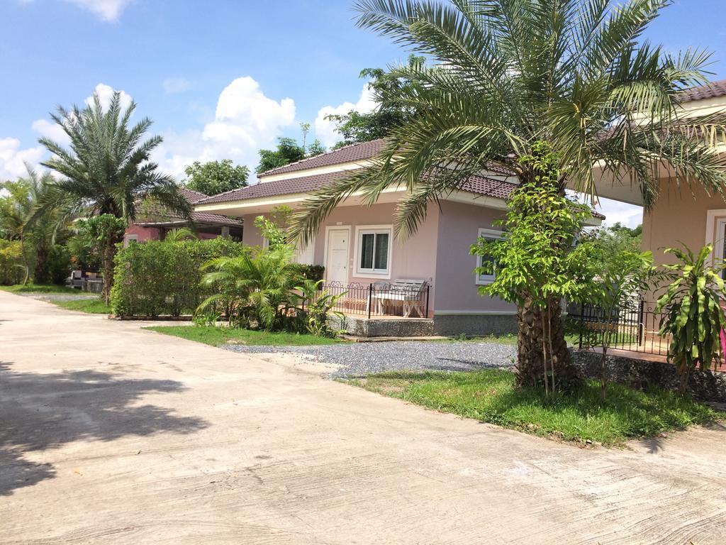 Nadee Resort Udon Thani Zewnętrze zdjęcie
