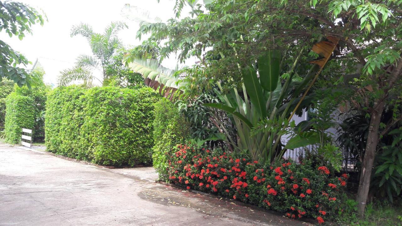 Nadee Resort Udon Thani Zewnętrze zdjęcie
