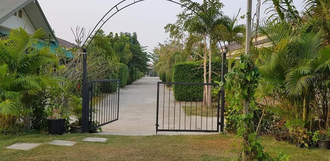 Nadee Resort Udon Thani Zewnętrze zdjęcie